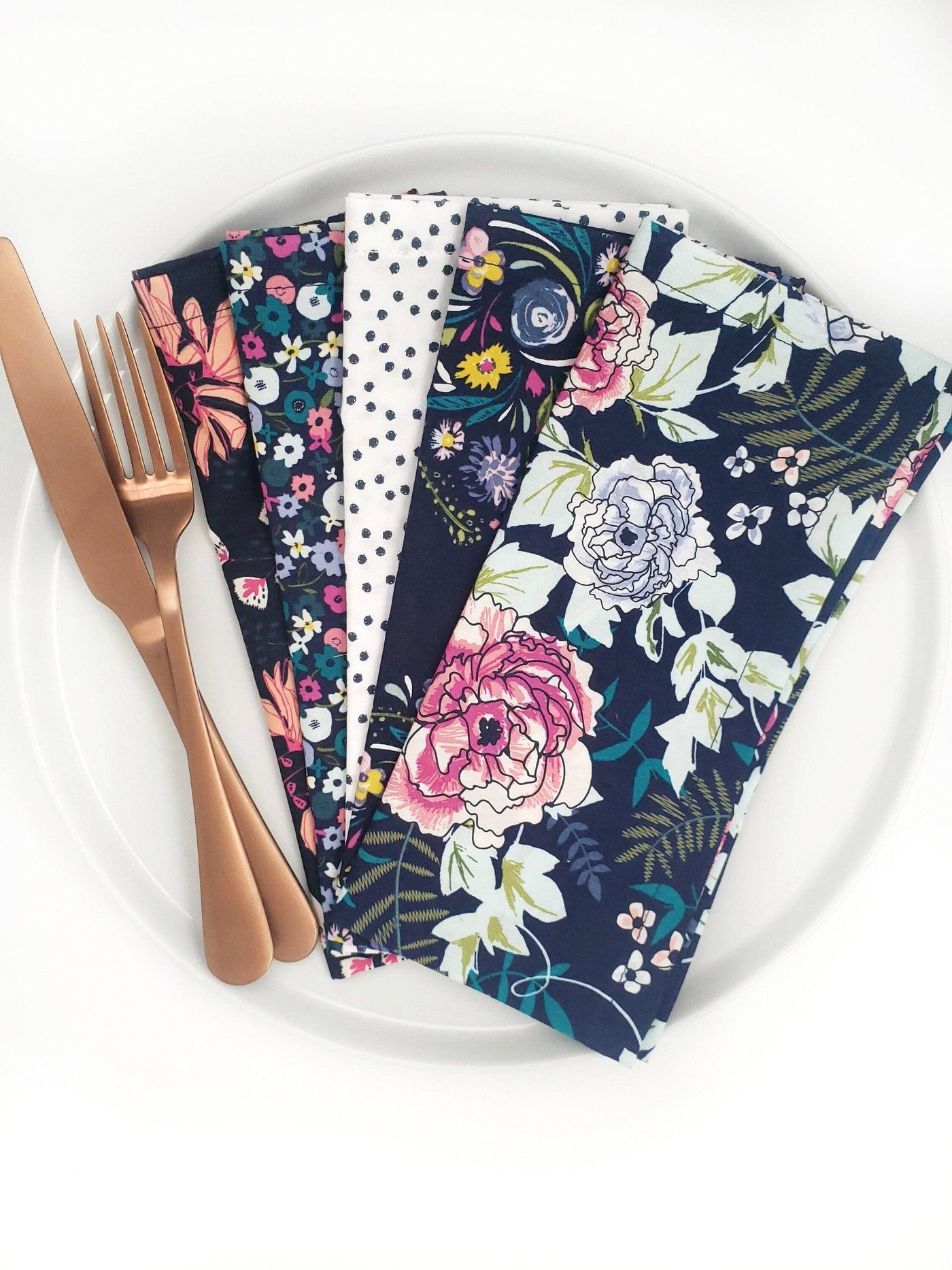 Navy Blue Floral Cloth Napkins, Set of 5 Cloth Napkins